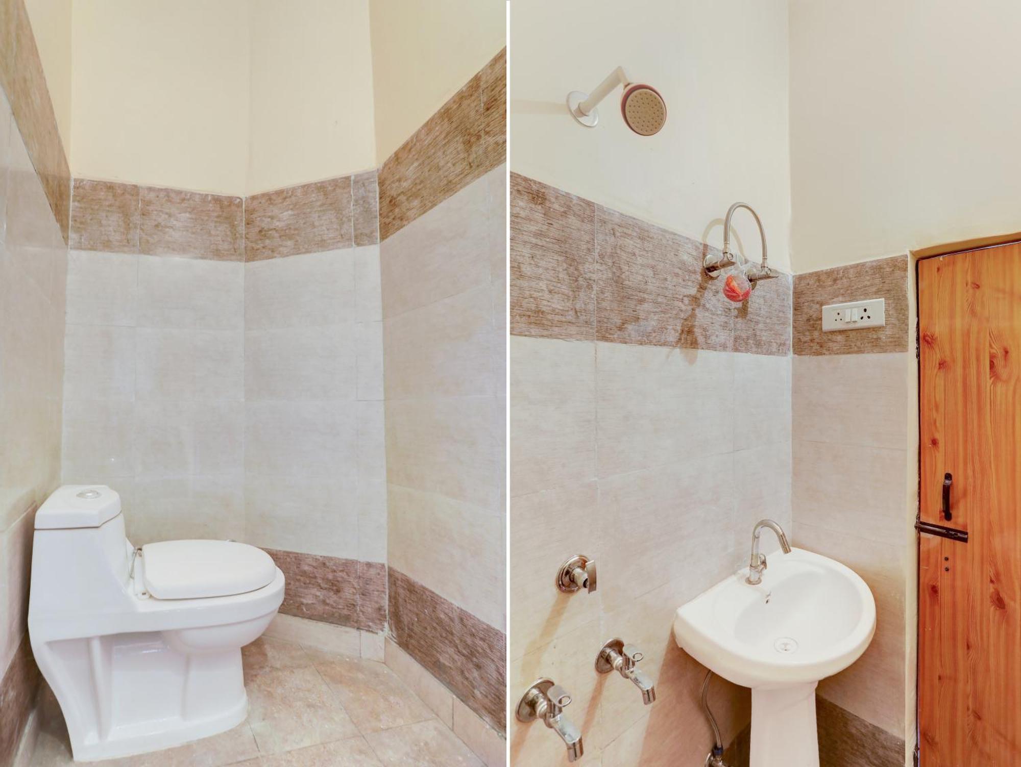 Hotel O Blu Moon Ghaziabad Bagian luar foto